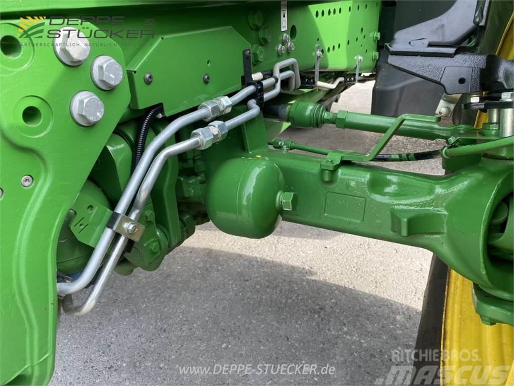 John Deere 6155R Traktori