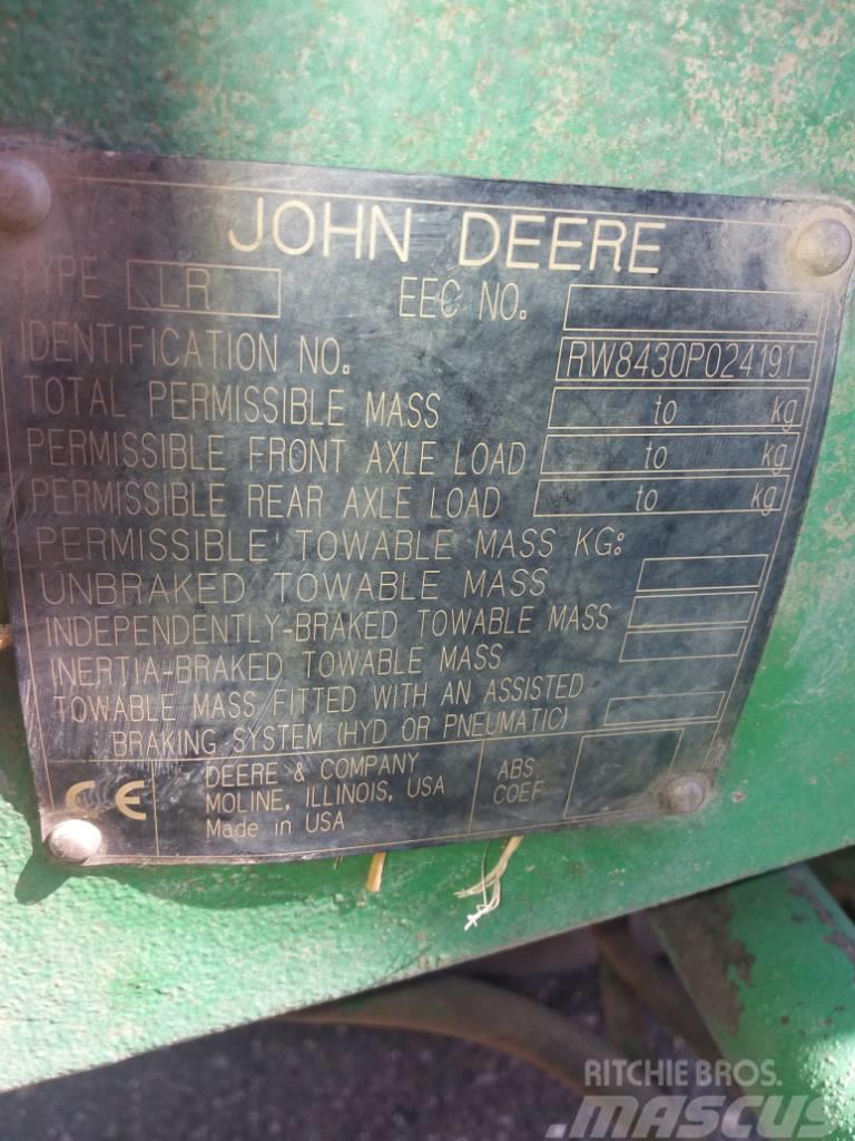 John Deere 8430 Traktori