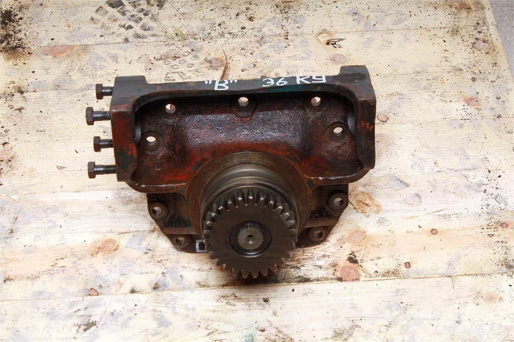 Ford 4130 Front axle differential Menjač