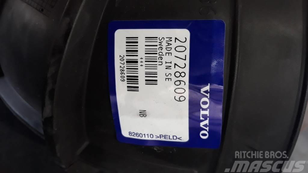 Volvo AIR INTAKE 20728609 Kargo motori