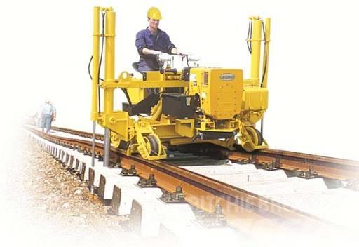 Geismar RV100 Track Lifting & Slewing Machine Održavanje železničkih pruga