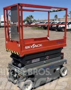 SkyJack SJ3219 Makazaste platforme