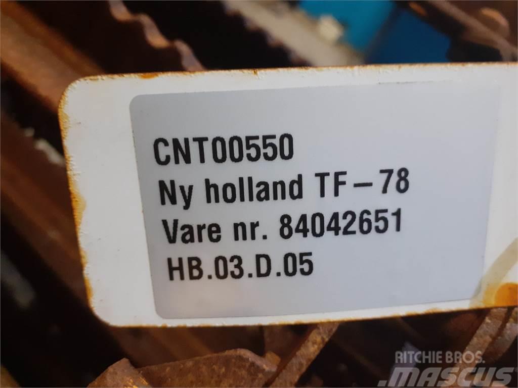 New Holland TF78 Dodatna oprema za kombajne