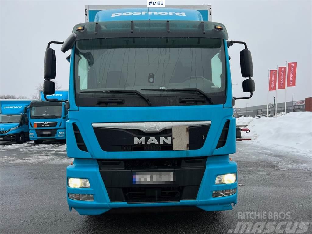 MAN TGM 15.250 bOX TRUCK w/ Lift and full side opening Sanduk kamioni