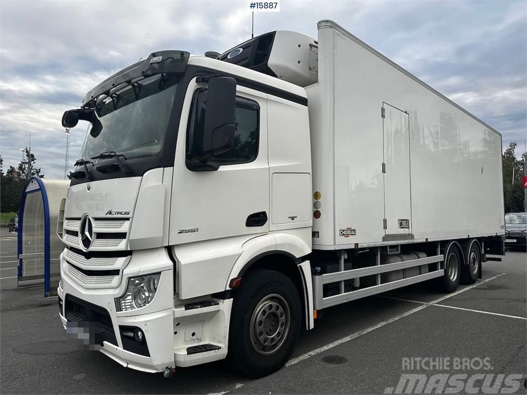 Mercedes-Benz Actros 6x2 Box Truck w/ fridge/freezer unit. Sanduk kamioni