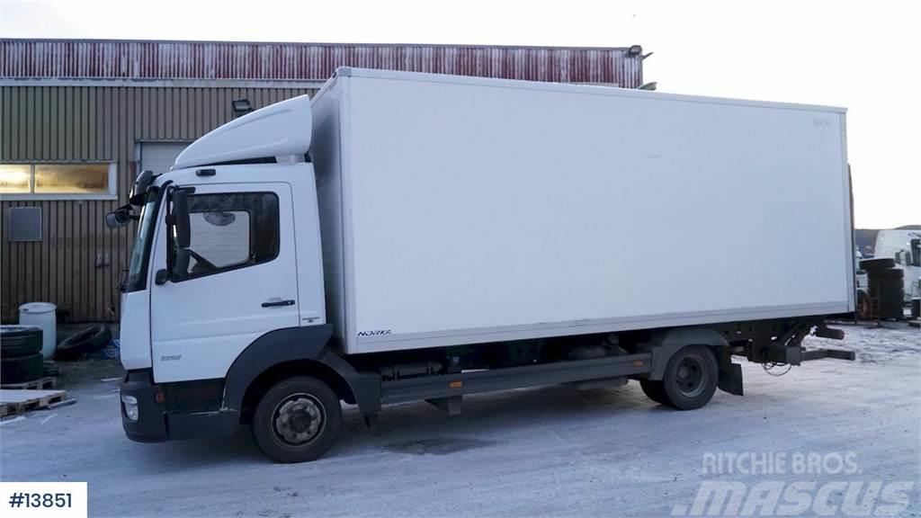 Mercedes-Benz Atego 818 box truck. Low km. Sanduk kamioni