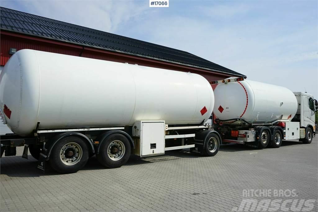 Volvo FH 500 6x2 LPG Truck with trailer. Kamioni cisterne