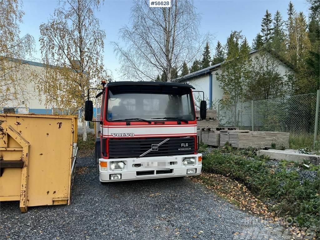 Volvo FL614 4X2, Serviced and inspected Only 50.000 km Rol kiper kamioni sa kukom za podizanje tereta