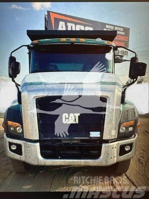 CAT CT660S Kiperi kamioni