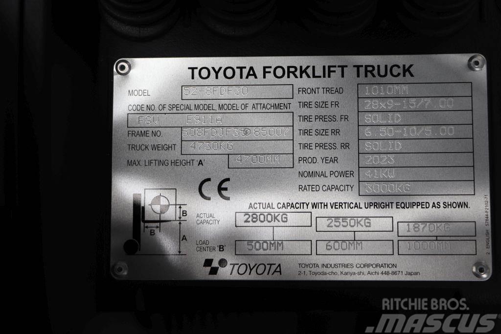 Toyota 52-8FDF30 Dizelski viljuškari