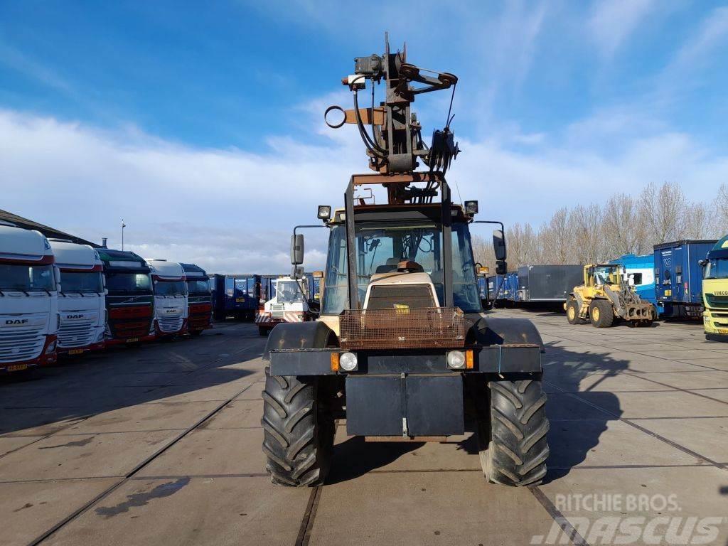 JCB HMV 155T-65 HMV 155T-65 FASTRAC 4X4 Traktori