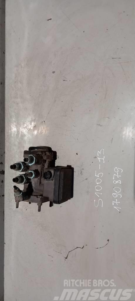 Scania R440 EBS valve 1790879 Menjači