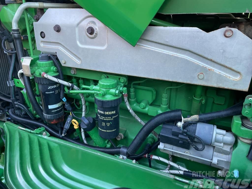 John Deere 6830 Premium AutoPowr Traktori