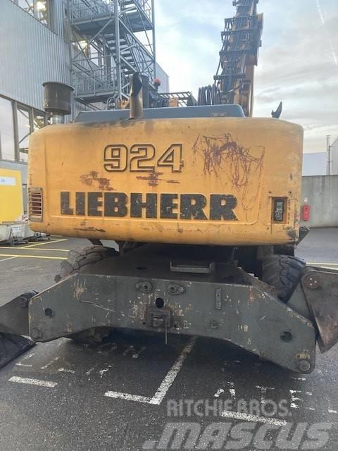 Liebherr 924C-LI Bageri točkaši