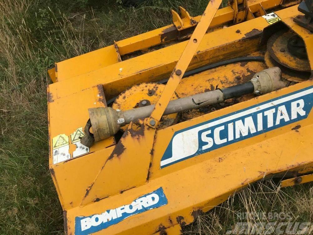 Bomford Scimitar Topper £650 Ostale komponente za građevinarstvo