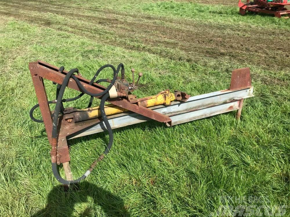 Log Splitter - Heavy Duty - tractor operated £380 Ostale komponente za građevinarstvo