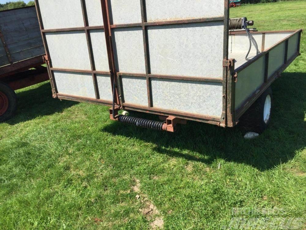  Low level trailer with hydraulic winch £700 Ostale prikolice