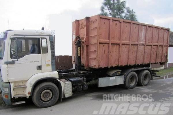 MAN 26.413 +Palift T16 Rol kiper kamioni sa kukom za podizanje tereta