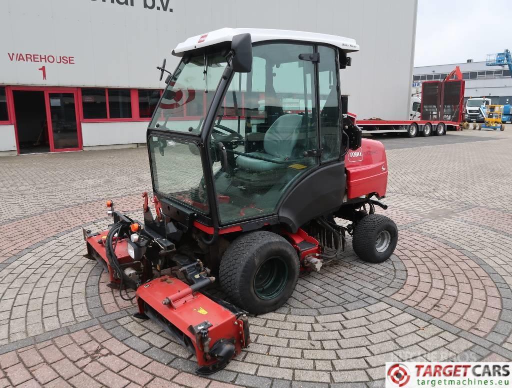 Toro LT3340 3-Gang Hydro 4WD Cylinder Reel Mower Traktorske kosilice
