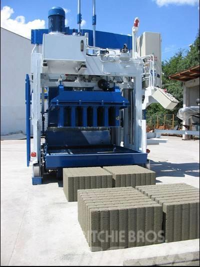  SUMAB E-12 (mobile block making machine) Mašine za betonsku galanteriju