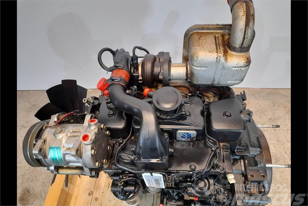 New Holland TL100A Engine Motori