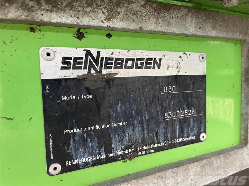 Sennebogen 830M Bageri za prenos primarnih/sekundarnih sirovina