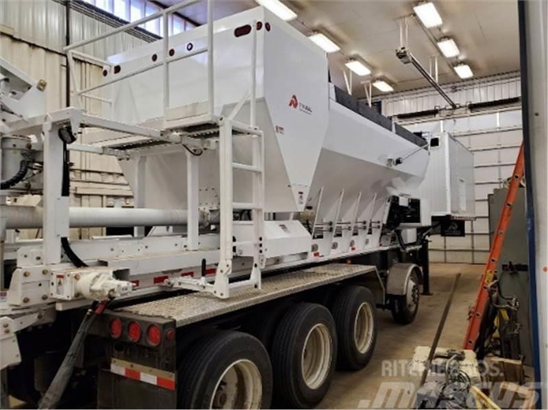  ProAll P10550-TRL Mobile Cement Mixer Kamioni mešalice za beton