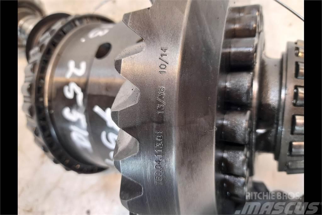 Valtra T213 Front axle differential Menjač
