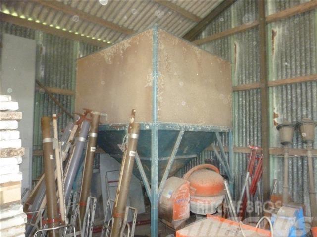  - - - Mosegården 3 ton Oprema za istovaranje silosa