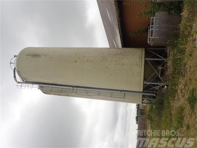 Tunetank 100 m3 1 stk Oprema za istovaranje silosa