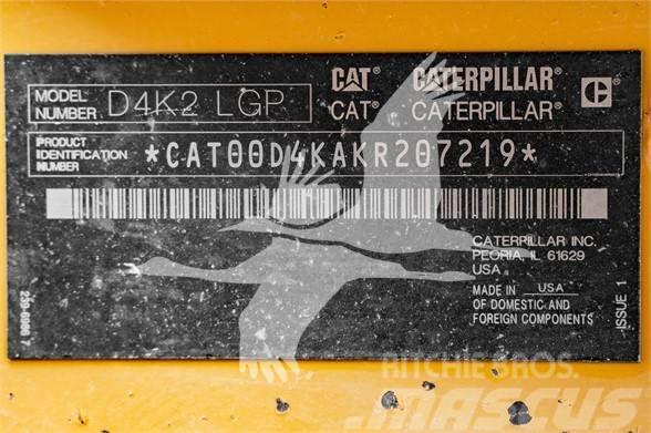 CAT D4K2 LGP Buldožeri guseničari