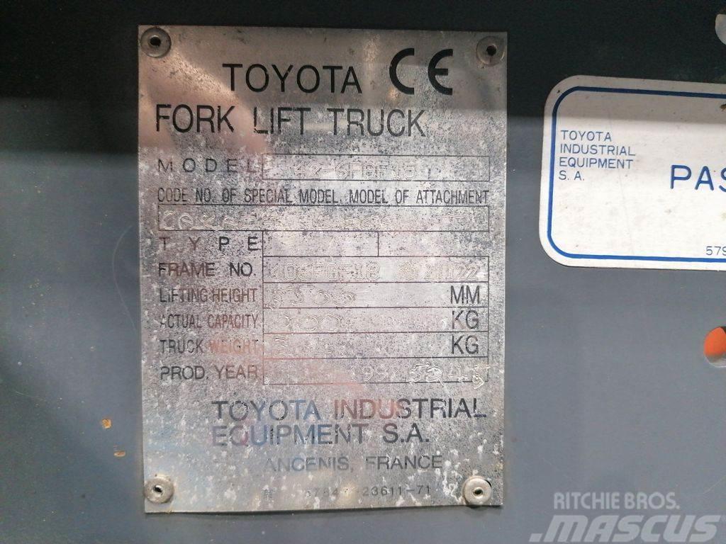 Toyota 42-6FGF15 Plinski viljuškari