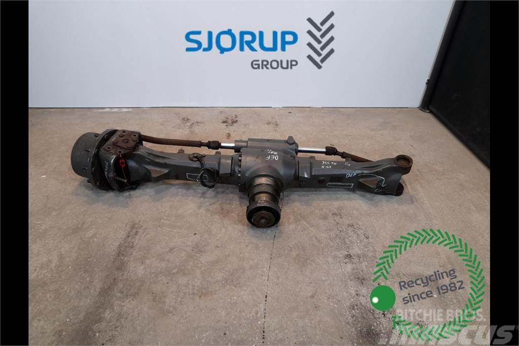 Valtra N163 Disassembled front axle Menjač