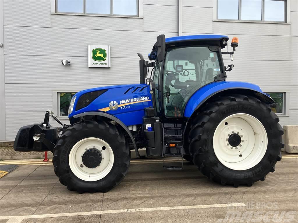New Holland T7.230 Traktori