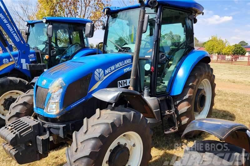 New Holland CAB TD5.90 Traktori