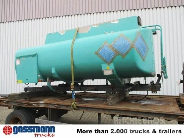 Rohr Tankaufbau, 6 cbm Kamioni cisterne