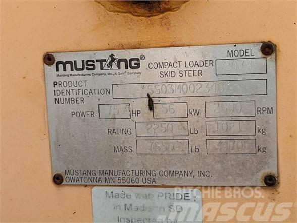 Mustang 2074 Skid steer mini utovarivači