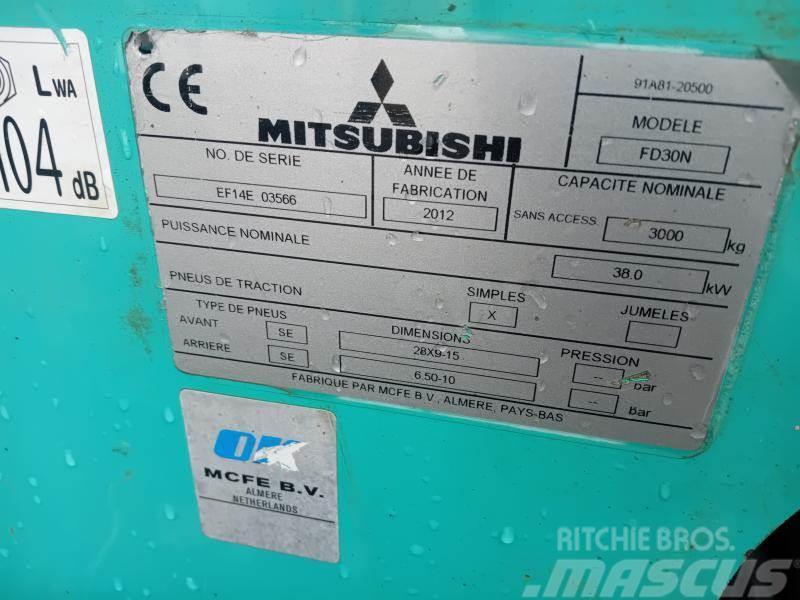 Mitsubishi FD30N Viljuškari - ostalo