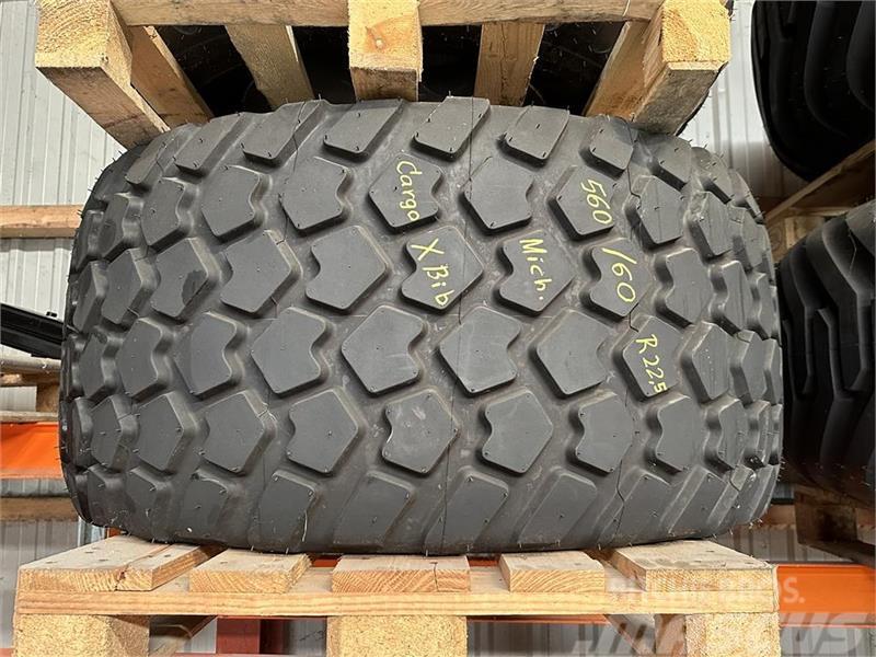 Michelin 560/60 R22.5 ** Nyt komplet hjul ** Gume, točkovi i felne