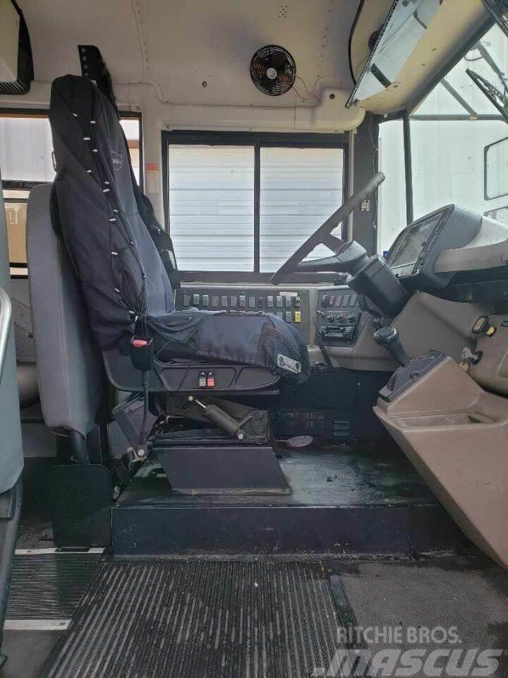 Freightliner Thomas Ostali autobusi