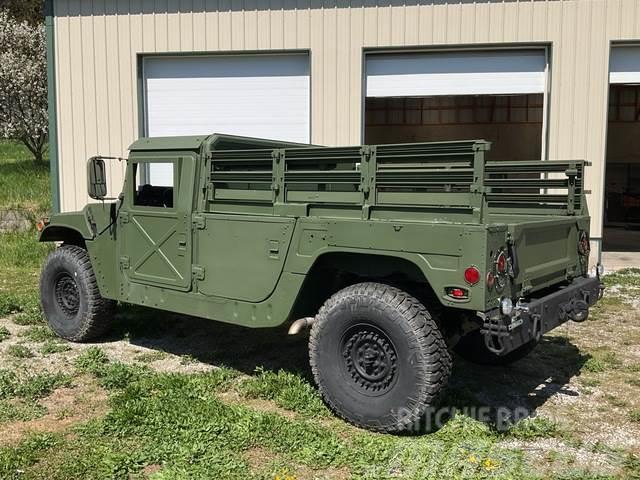 AM General M1152 Pik up kamioni