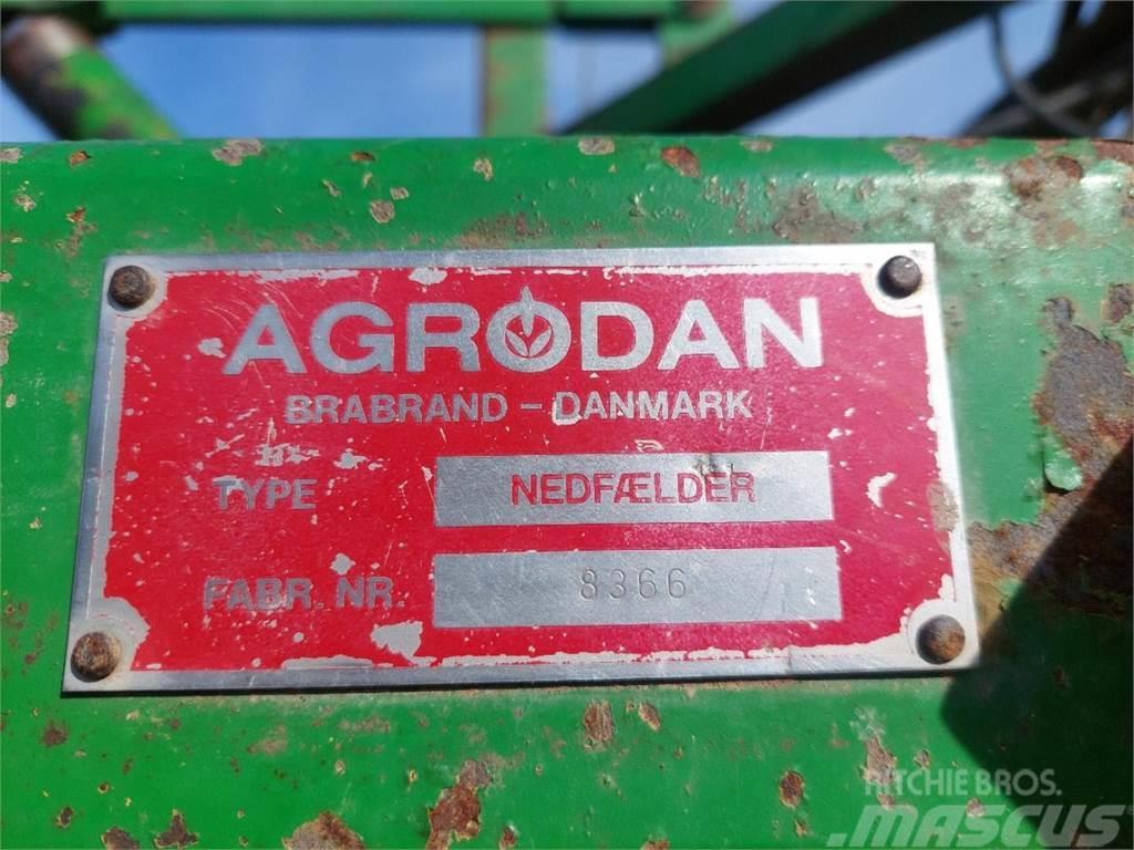 Agrodan Nedfælder 27 tands + fronttank Ostale poljoprivredne mašine