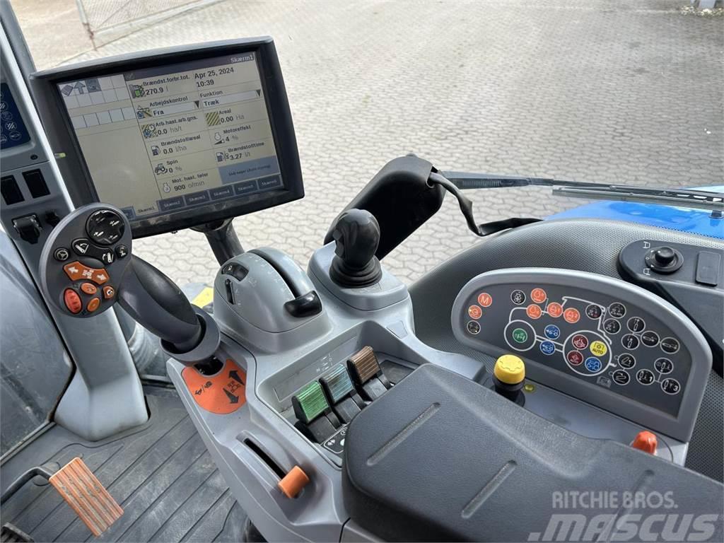 New Holland T8.390 Traktori
