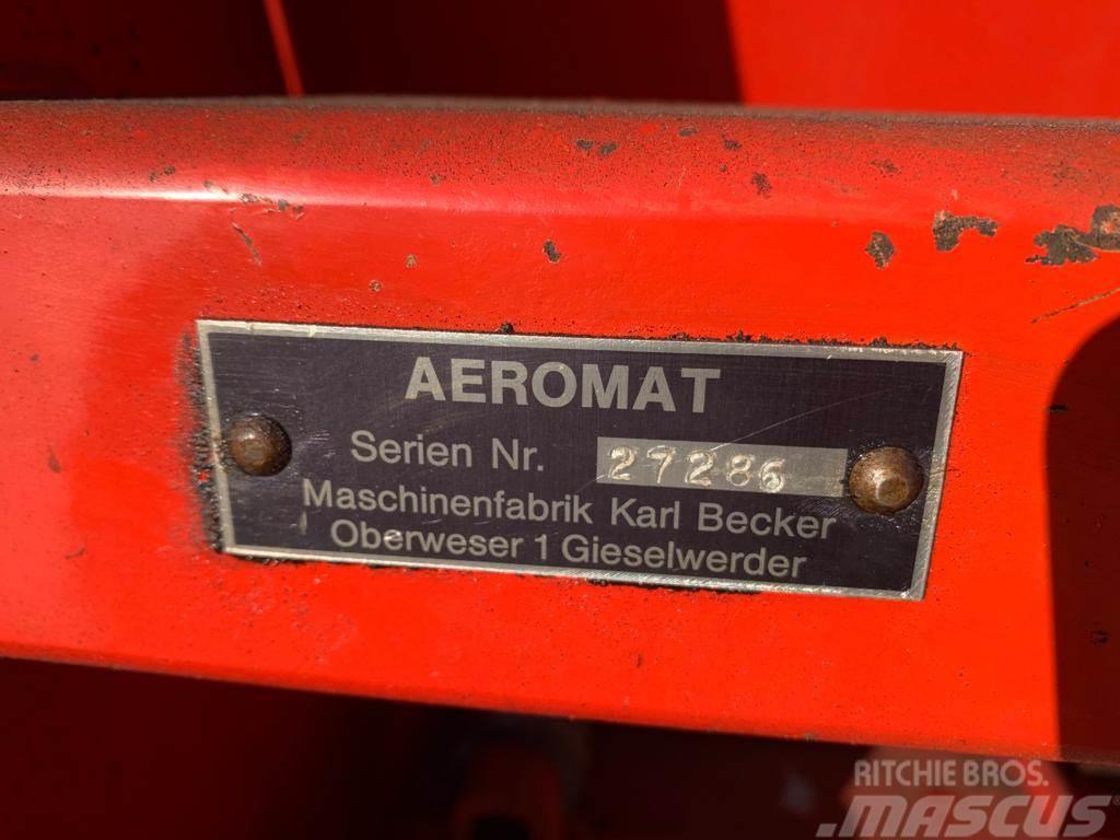 Becker Aeromat 6 rij Maiszaaimachine Ostale mašine i priključci za obradu tla