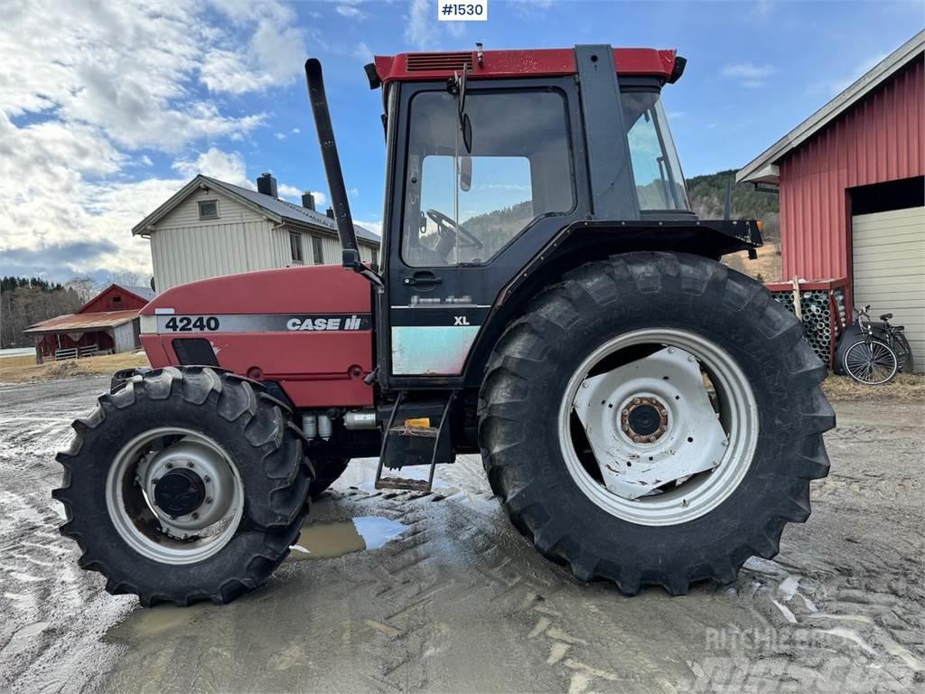 CASE IH 4240 XL Traktori