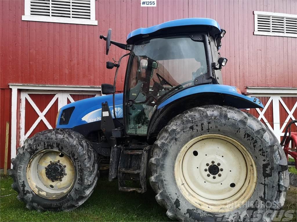 New Holland TS110A Traktori