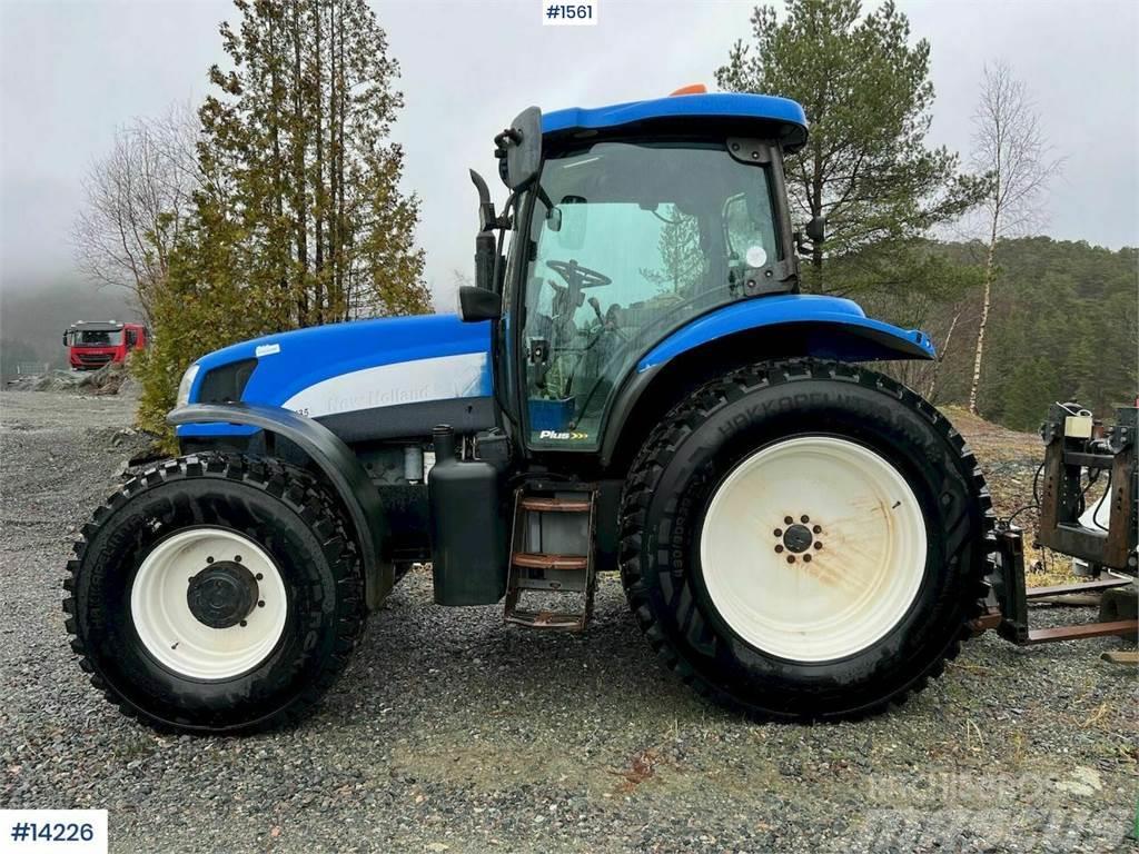 New Holland TS135A Traktori