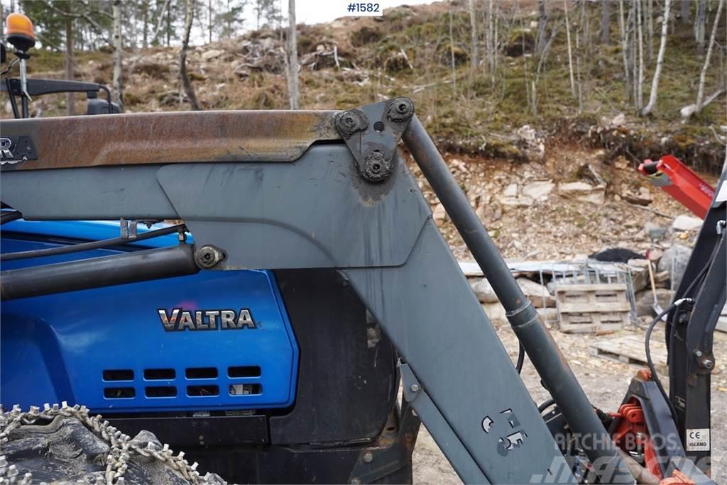 Valtra 6850 Traktori