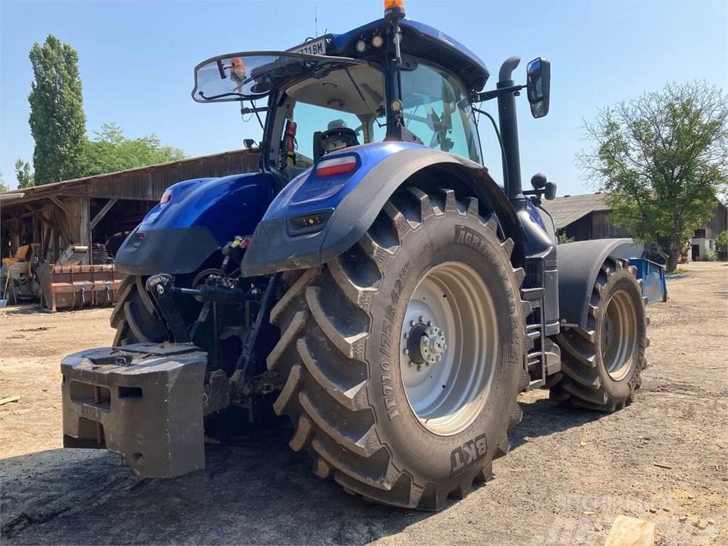 New Holland T7 315 Traktori