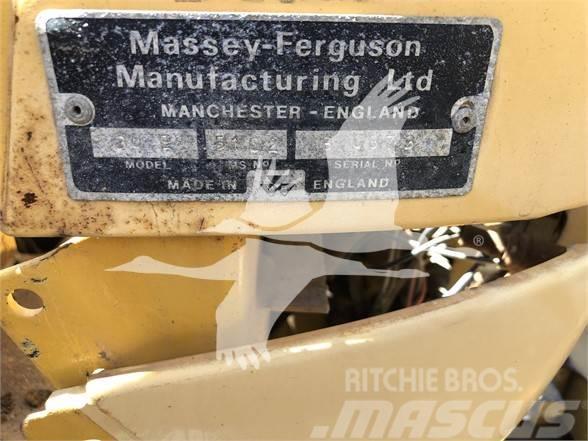 Massey Ferguson 30E Rovokopači